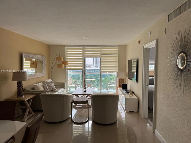 3 of 25 - 3801 S Ocean Drive #14v, Hollywood, FL