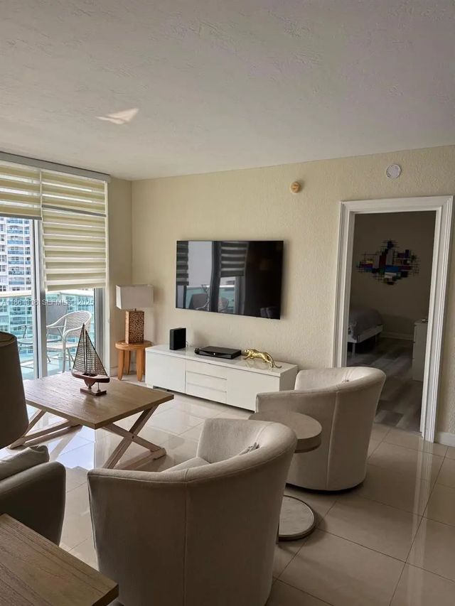 5 of 25 - 3801 S Ocean Drive #14v, Hollywood, FL