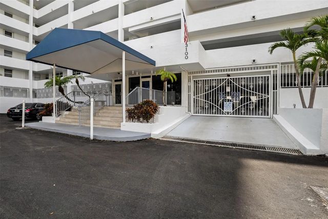 3 of 27 - 3100 Ne 49th Street #1105, Fort Lauderdale, FL