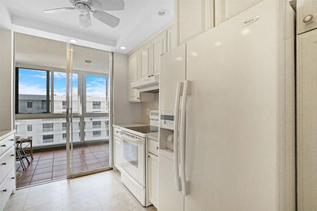 5 of 27 - 3100 Ne 49th Street #1105, Fort Lauderdale, FL