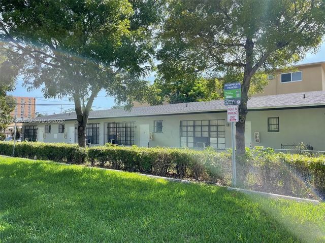 2 of 8 - 1346 Nw 6th Street, Miami, FL