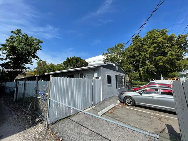 5 of 8 - 1346 Nw 6th Street, Miami, FL