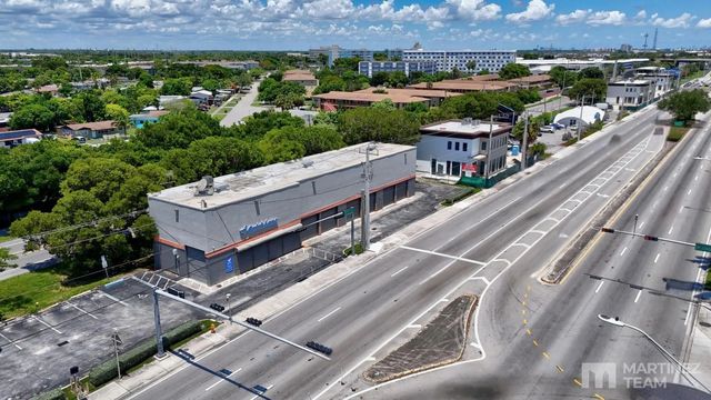 3 of 14 - 20390 S Dixie Highway, Cutler Bay, FL