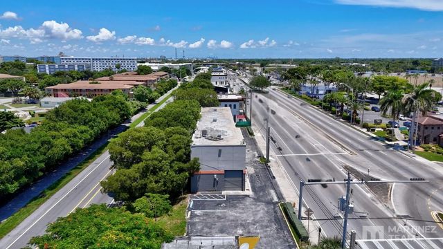 4 of 14 - 20390 S Dixie Highway, Cutler Bay, FL