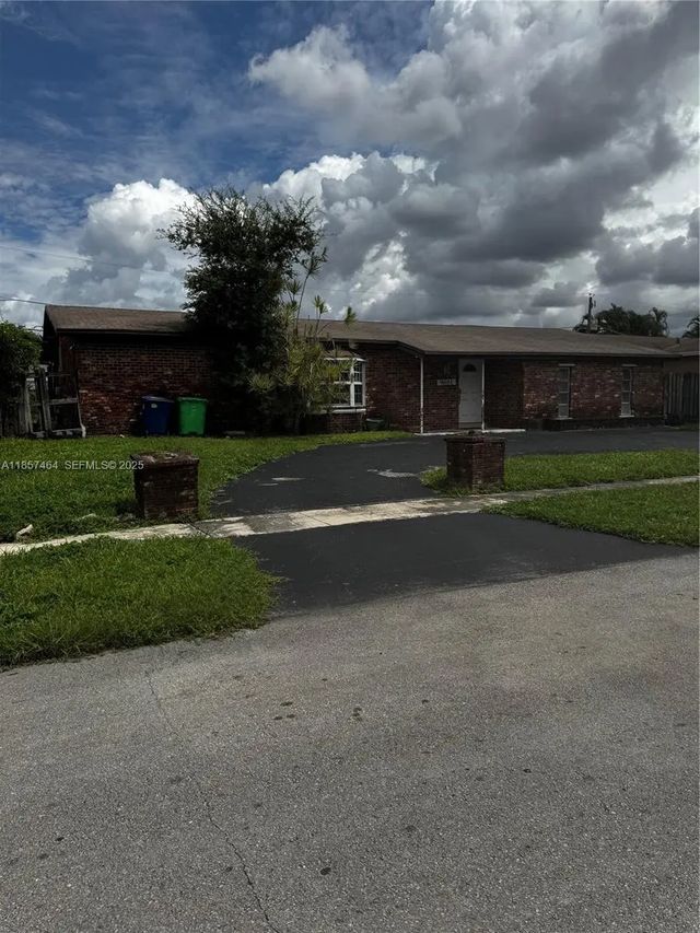 9661 Nw 19th Place, Sunrise