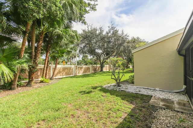 2 of 39 - 1679 Sw Crossing Circle, Palm City, FL