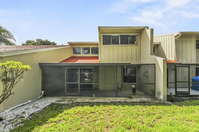 4 of 39 - 1679 Sw Crossing Circle, Palm City, FL