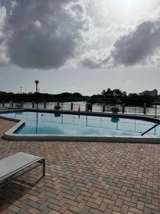 Photo of Listing #F10523414