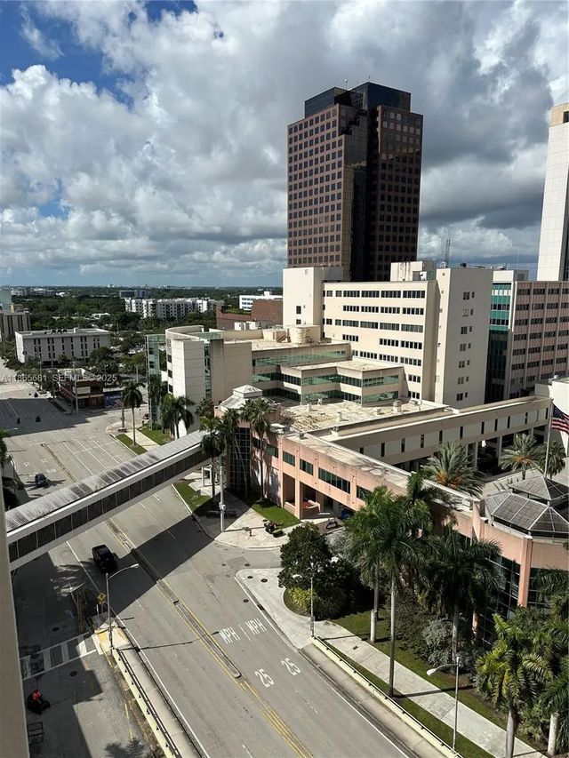 2 of 49 - 511 Se 5th Avenue #1214, Fort Lauderdale, FL