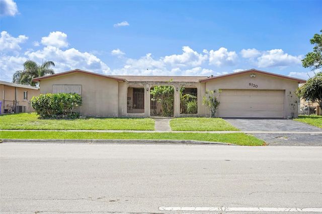 4 of 43 - 8720 Pasadena Boulevard, Pembroke Pines, FL