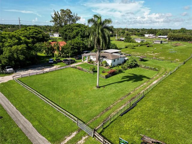 1921 Sw 112th Avenue, Davie