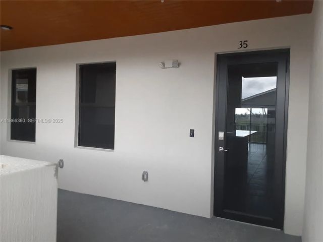 4 of 17 - 8175 Nw 104th Avenue #35, Doral, FL