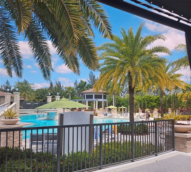 5 of 17 - 8175 Nw 104th Avenue #35, Doral, FL