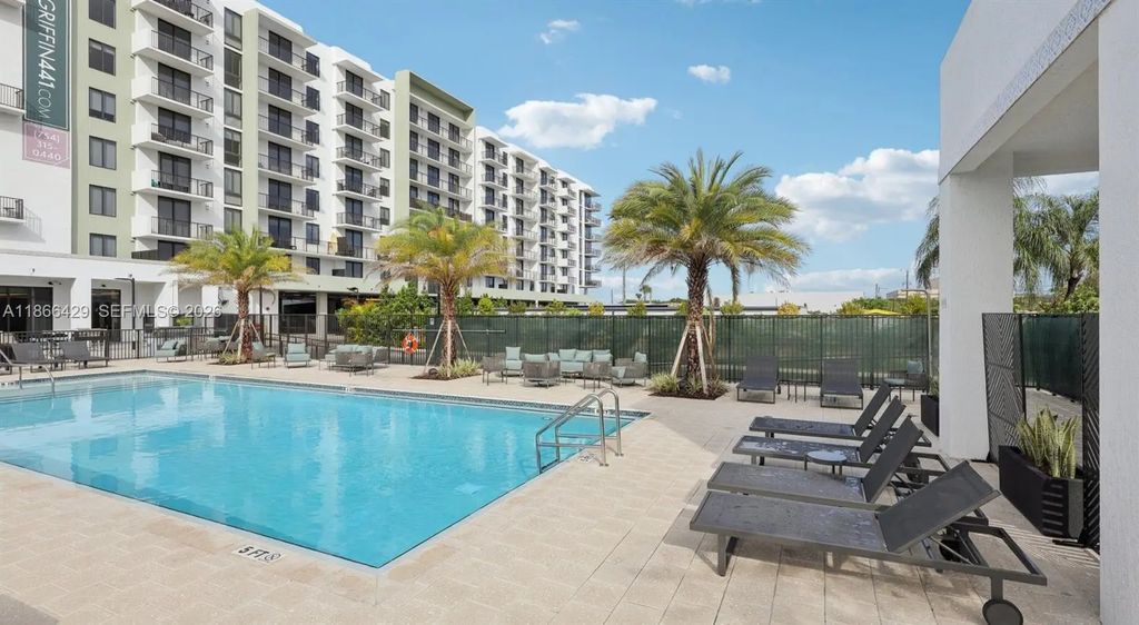 4465 Griffin Road #c1, Davie