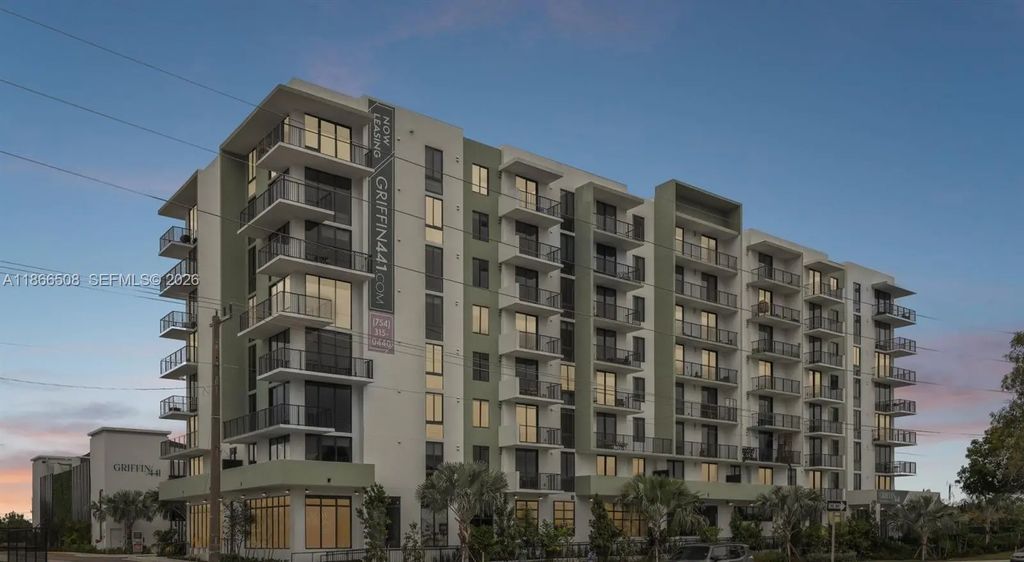4465 Griffin Road #a1e, Davie