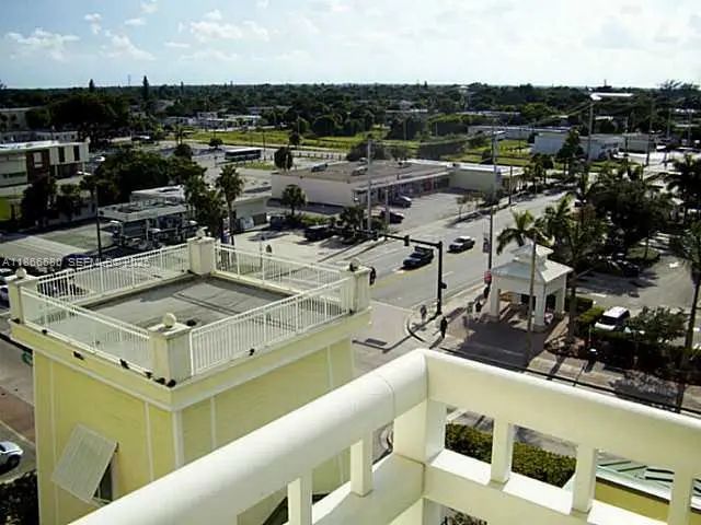 4 of 19 - 350 N Federal Highway #702s, Boynton Beach, FL