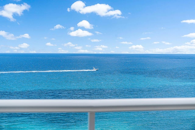 Photo of Listing #R11118922