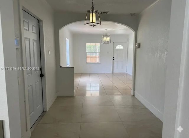 5 of 23 - 1178 Nw 105th Terrace, Miami, FL