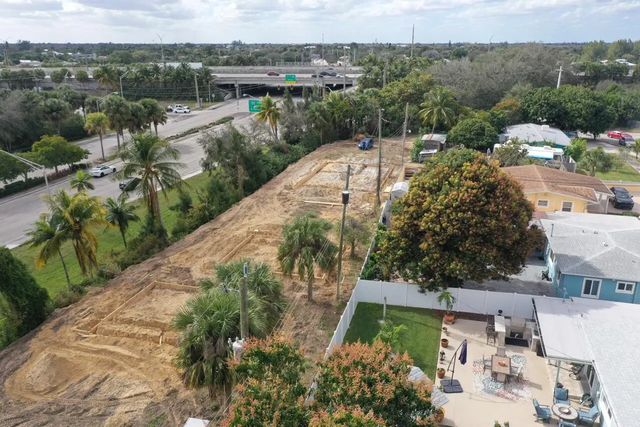 5 of 6 - 6745 Forest Court, West Palm Beach, FL