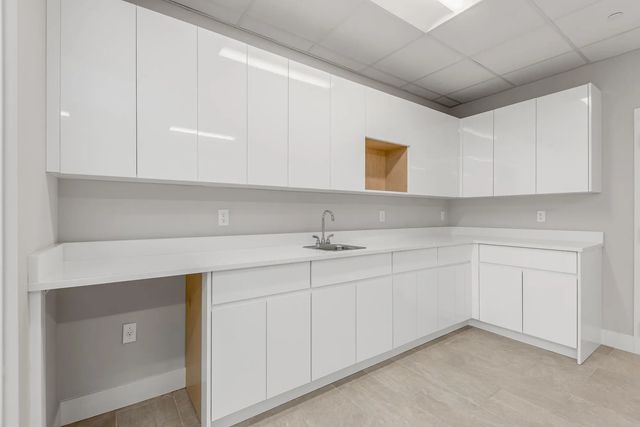 5 of 14 - 41 Sw Seminole Street #210, Stuart, FL
