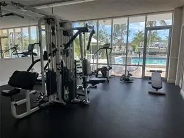 3 of 11 - 2350 Ne 135th Street #203, North Miami, FL