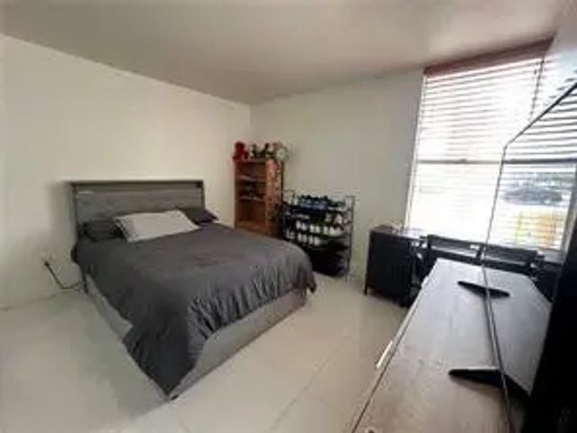 5 of 11 - 2350 Ne 135th Street #203, North Miami, FL