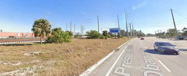 3 of 11 - 0 Dixie Highway, Riviera Beach, FL