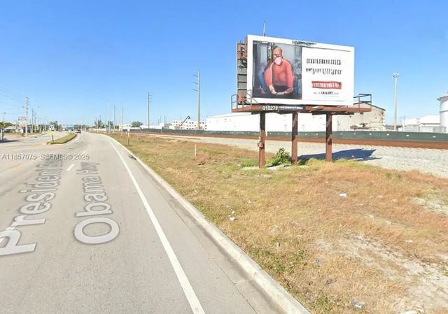 5 of 11 - 0 Dixie Highway, Riviera Beach, FL