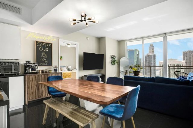 3 of 20 - 92 Sw 3rd Street #4312, Miami, FL