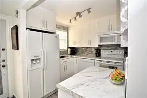 Photo of Listing #F10521071