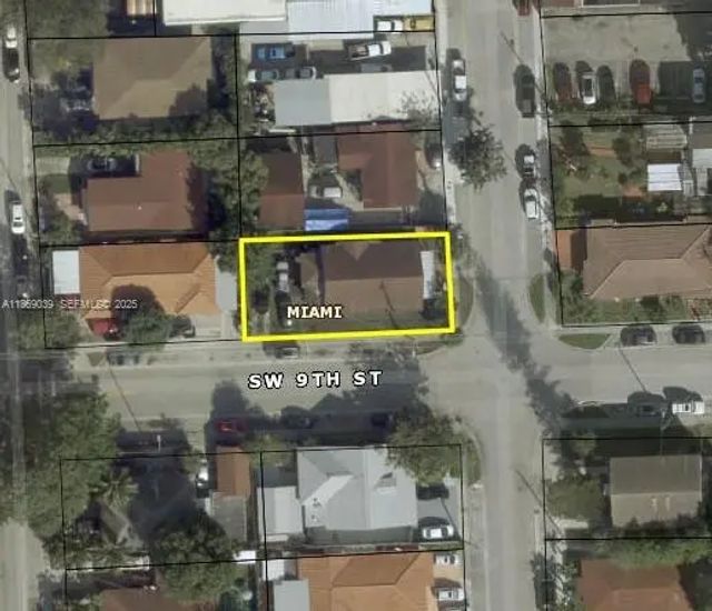 844 Sw 8th Court, Miami