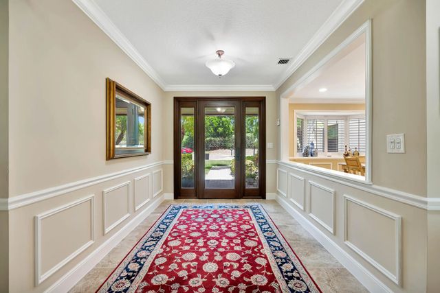 2 of 99 - 11 Berwick Road Ne, Palm Beach Gardens, FL