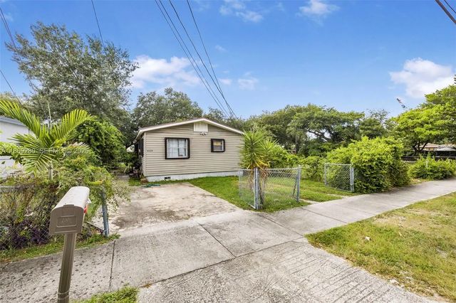 4510 Nw 33rd Avenue, Miami