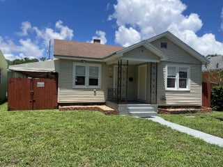 Photo of Listing #R11119793