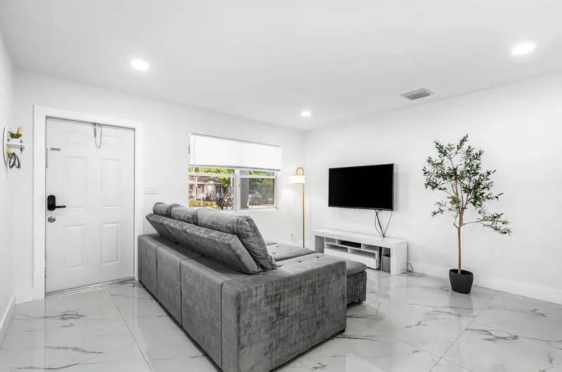 3837 Ne 16th Terrace, Pompano Beach