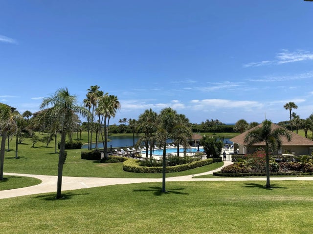 Photo of Listing #R11119935