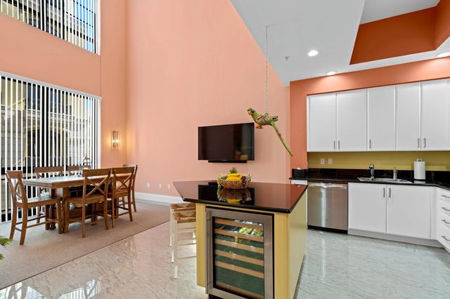 4 of 34 - 801 S Olive Avenue #228, West Palm Beach, FL