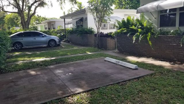 5 of 41 - 1933 Dewey Street, Hollywood, FL
