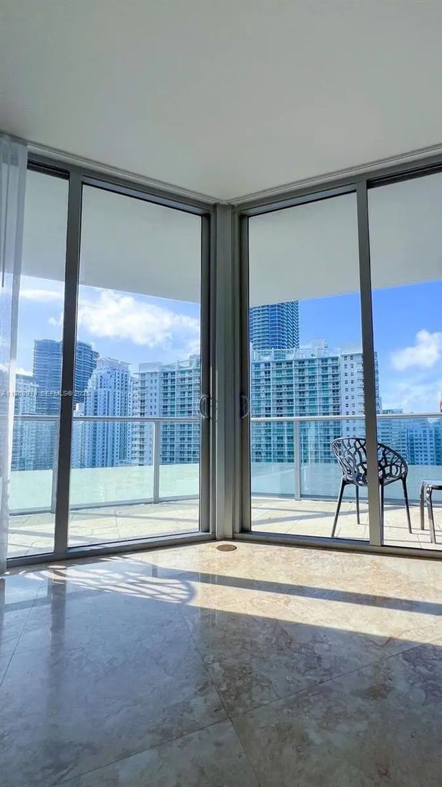 5 of 26 - 1300 Brickell Bay Drive #3007, Miami, FL