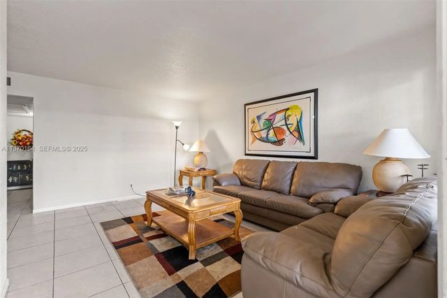 2 of 15 - 200 Croton Avenue #104, Lantana, FL