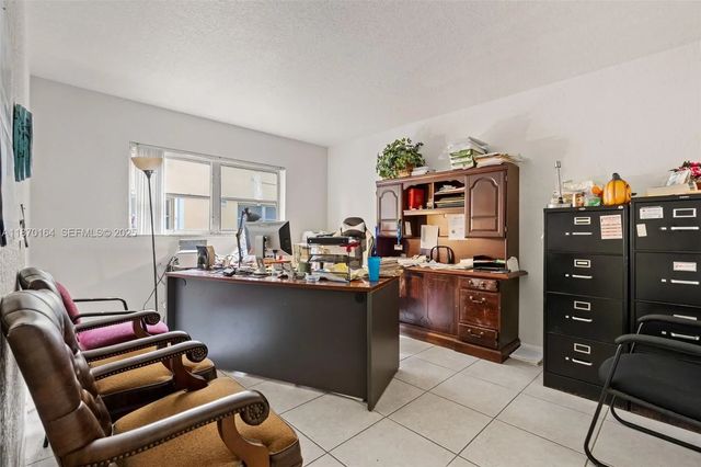 5 of 15 - 200 Croton Avenue #104, Lantana, FL