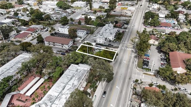 3 of 8 - 2600 Nw 22nd Avenue, Miami, FL