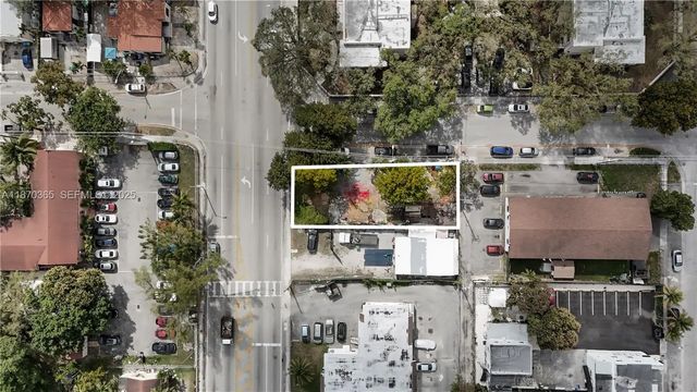 5 of 8 - 2600 Nw 22nd Avenue, Miami, FL
