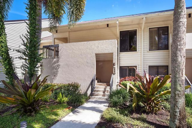 6403 Se Brandywine Court #223, Stuart