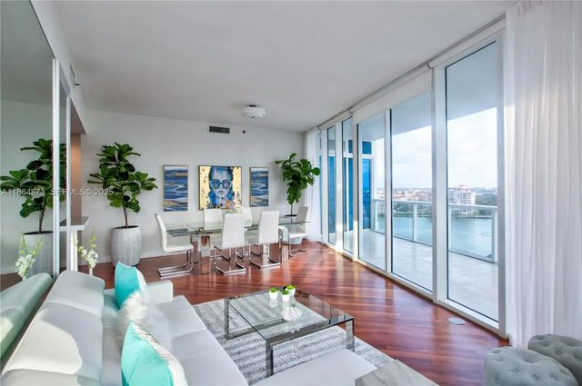 4 of 26 - 100 S Pointe Drive #1501, Miami Beach, FL