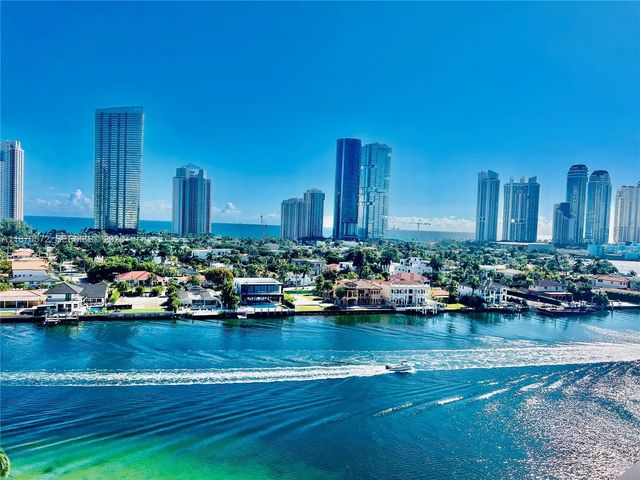3 of 19 - 19101 Ne 36th Court #1411, Aventura, FL