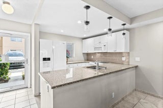 Photo of Listing #R11120385