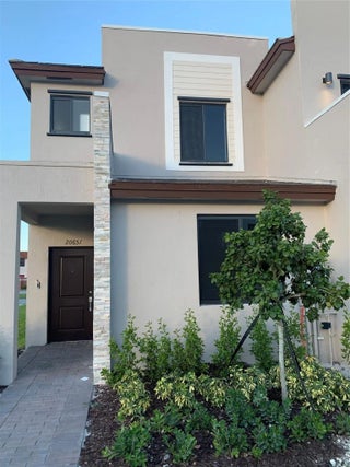 Photo of Listing #F10524578