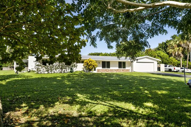 3 of 33 - 5200 Club Road, Haverhill, FL