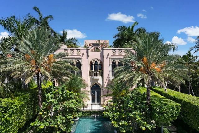 1840 S Bayshore Lane, Miami